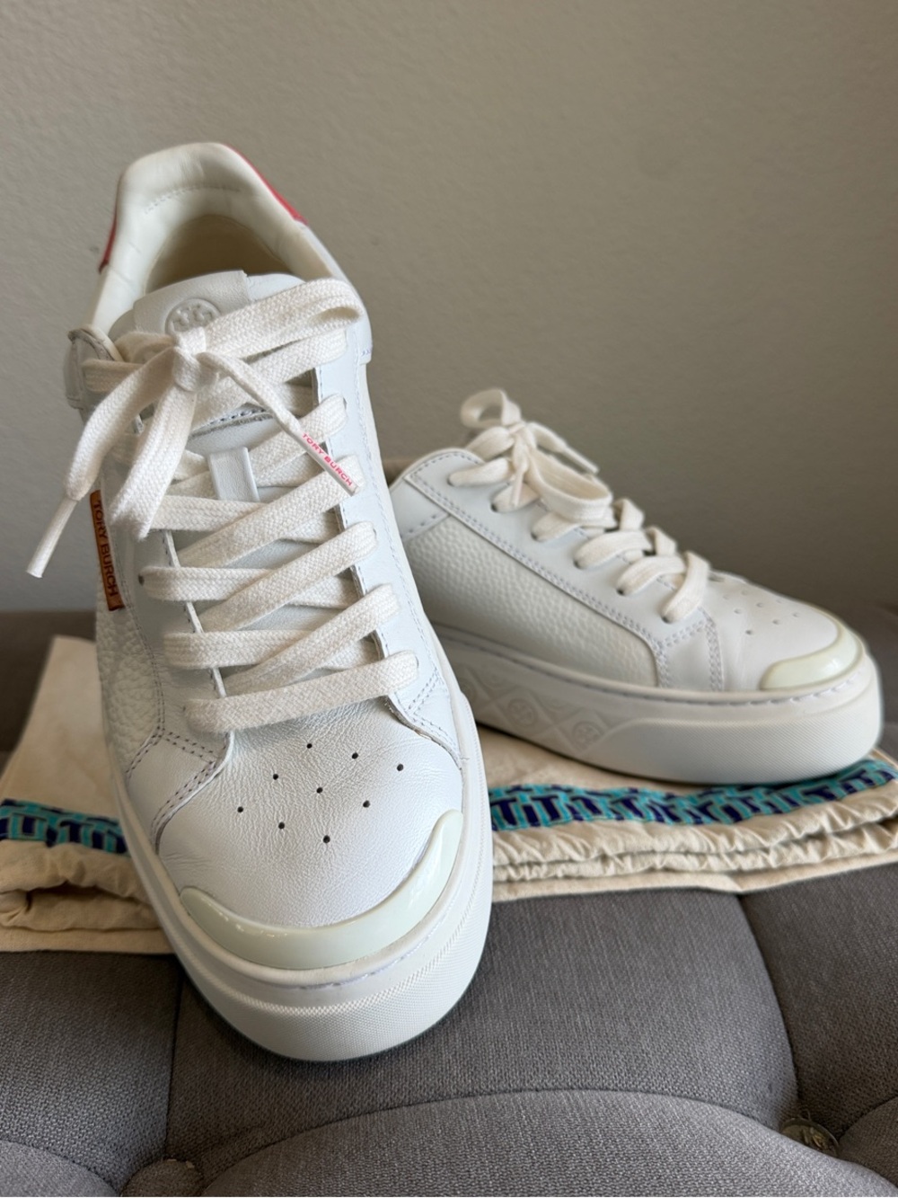 Tory Burch White Leather Ladybug Sneaker with Coral Crush Heel Tab - Picture 8 of 8